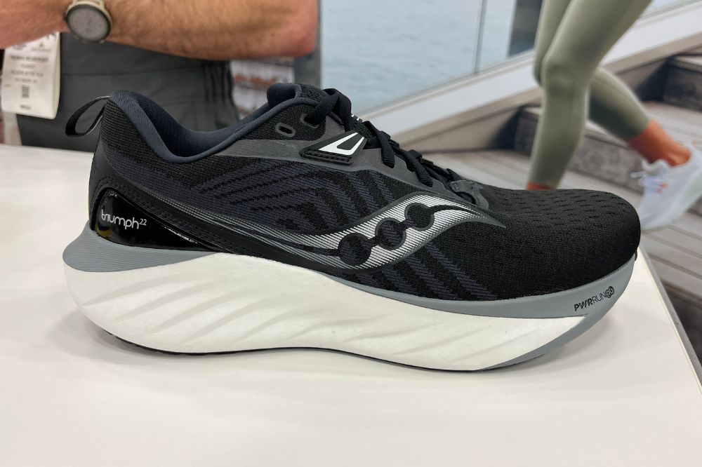 saucony triumph 22