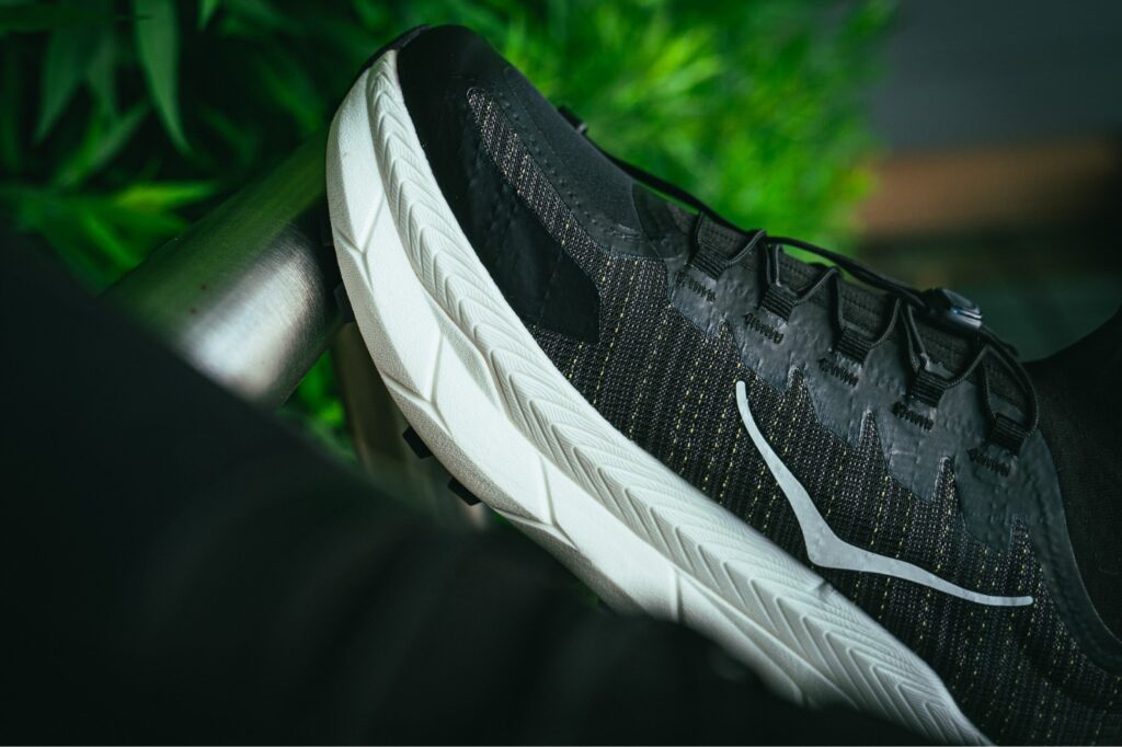 hoka tecton x 2.5 - medial landscape