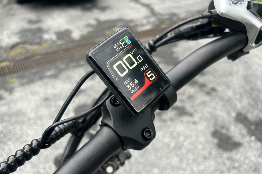engwe le20 cargo bike - speedometer