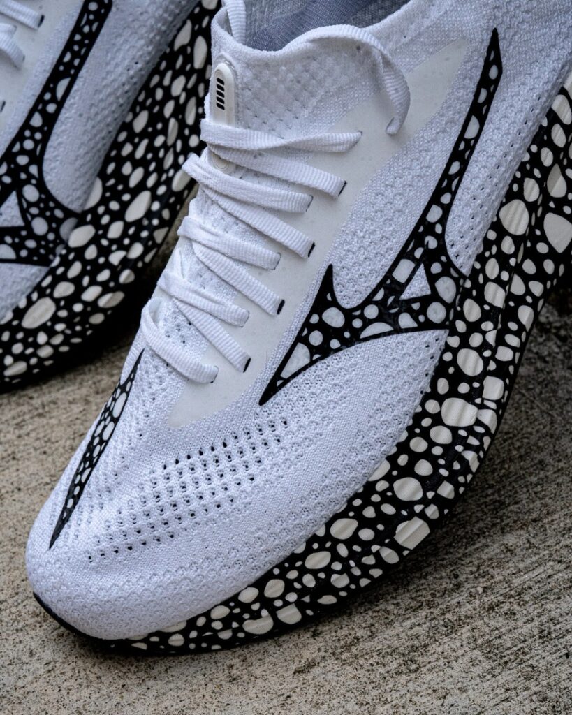 mizuno neo zen - tongue