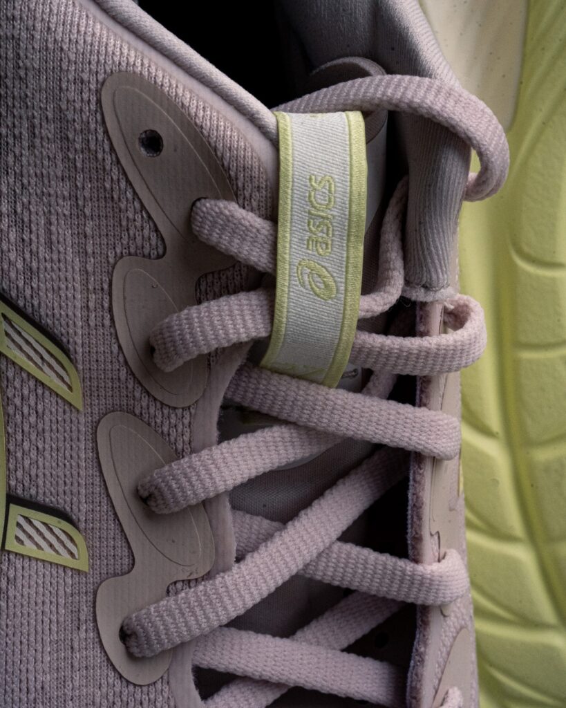 asics gel-cumulus 27 - tongue tab
