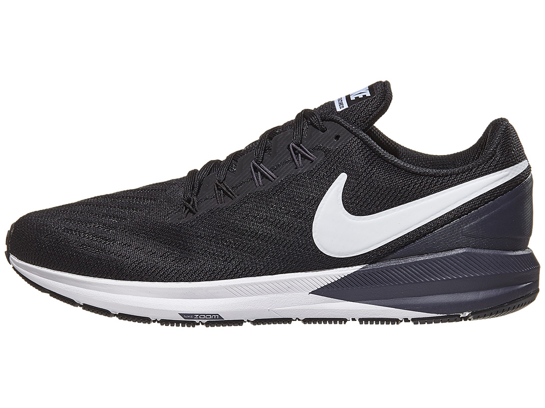Nike Structure 22