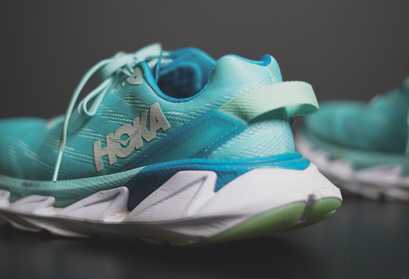 hoka one one elevon 2 feature womens