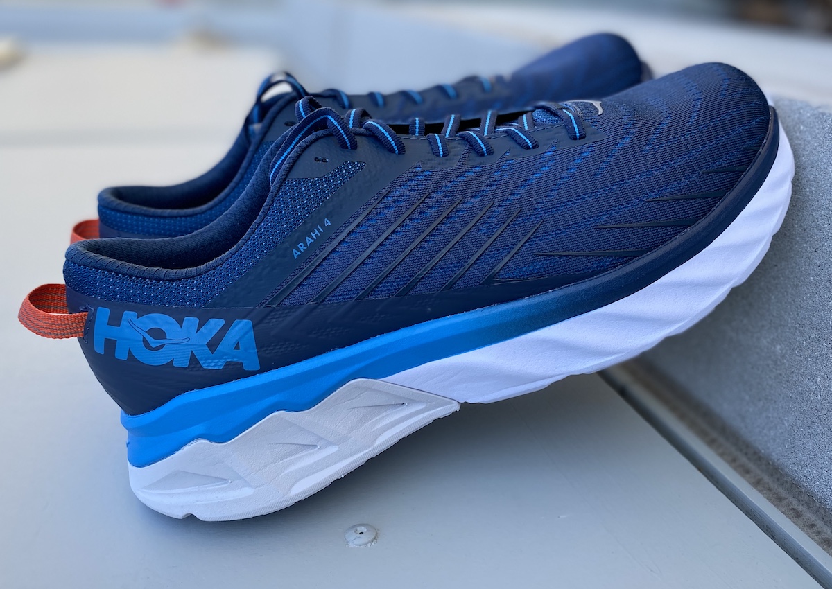 hoka one one arahi 4 - feature 1