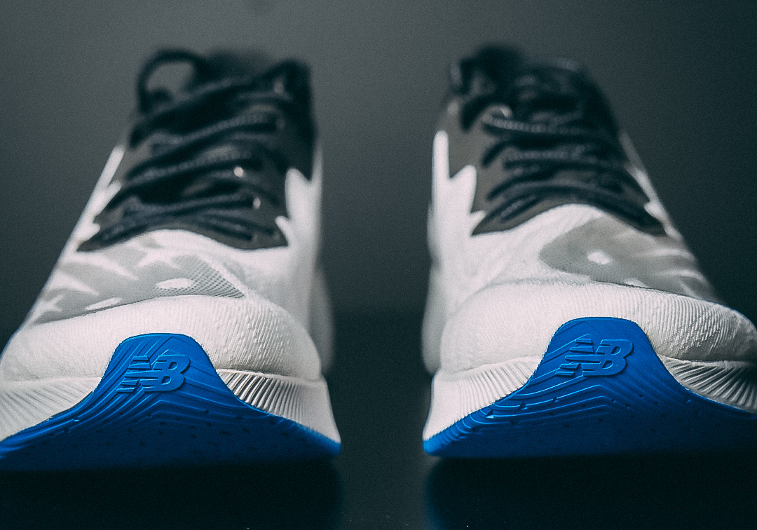 new balance fuelcell tc toe