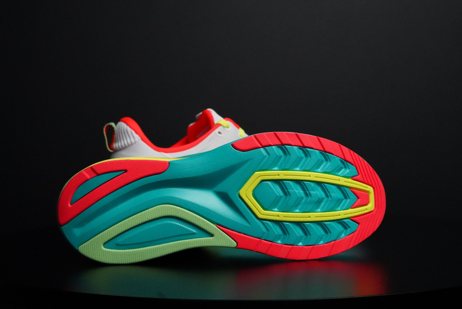 saucony endorphin shift - - outsole