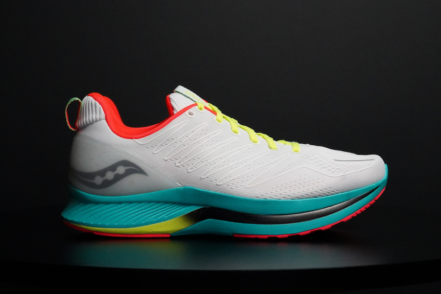 saucony endorphin shift - side