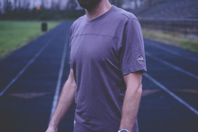 tracksmith harrier tee mulberry