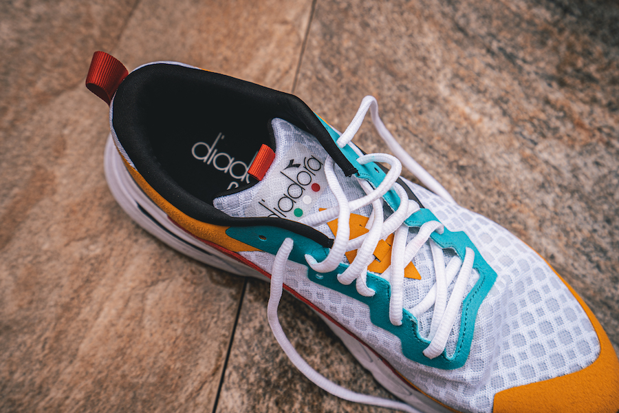 diadora mythos volo - yellow above