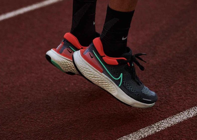 Nike ZoomX Invincible