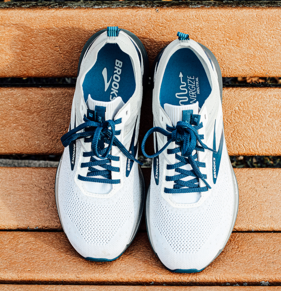 brooks ricochet 3 - ABOVE