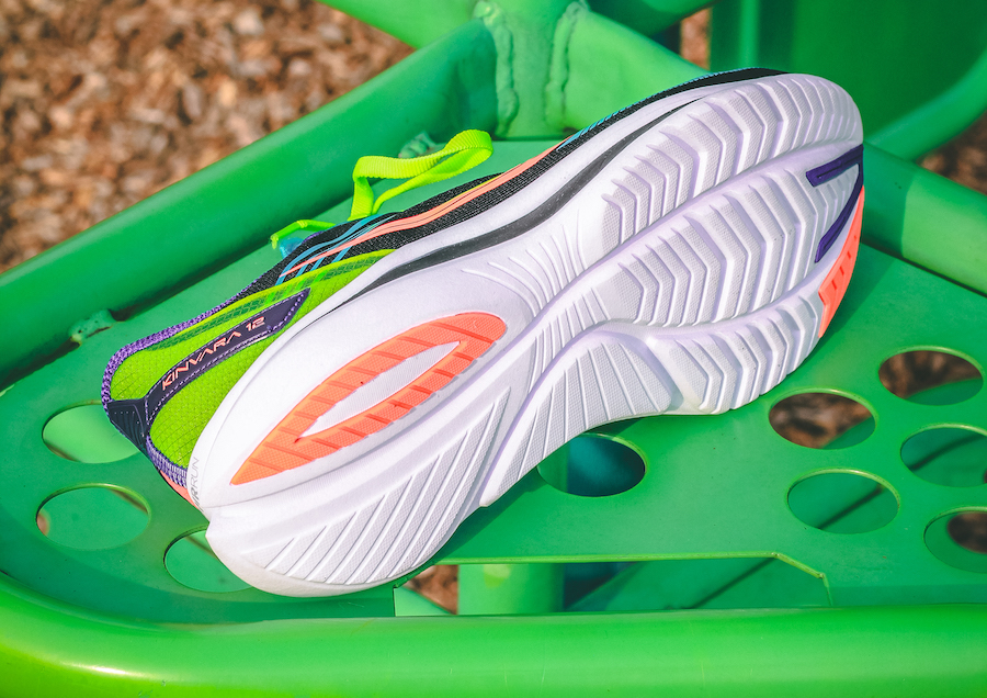 saucony kivara 12 - outosle