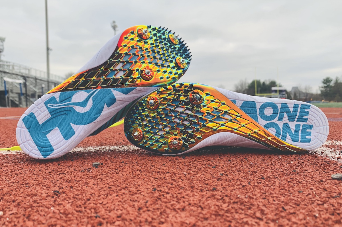 hoka speed evo r - damn pretty