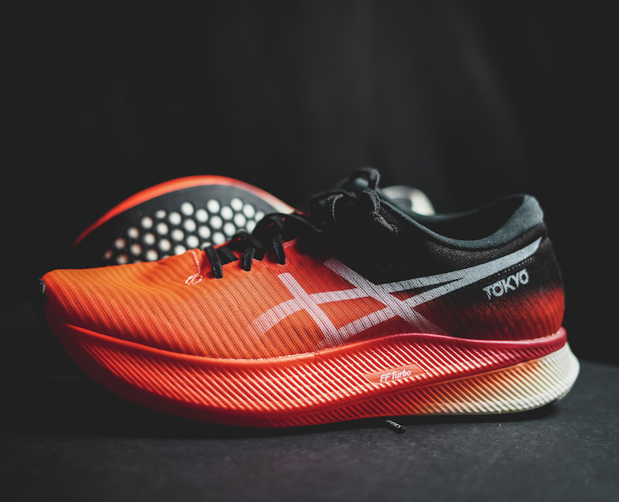 asics metaspeed sky - feature1