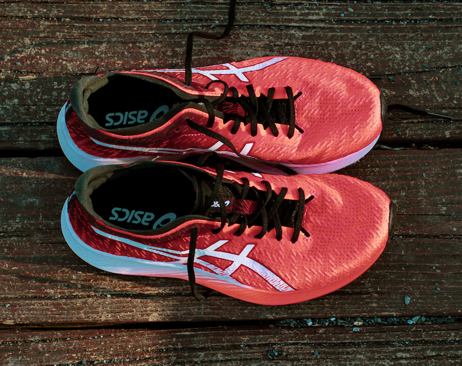 asics magic speed - upper