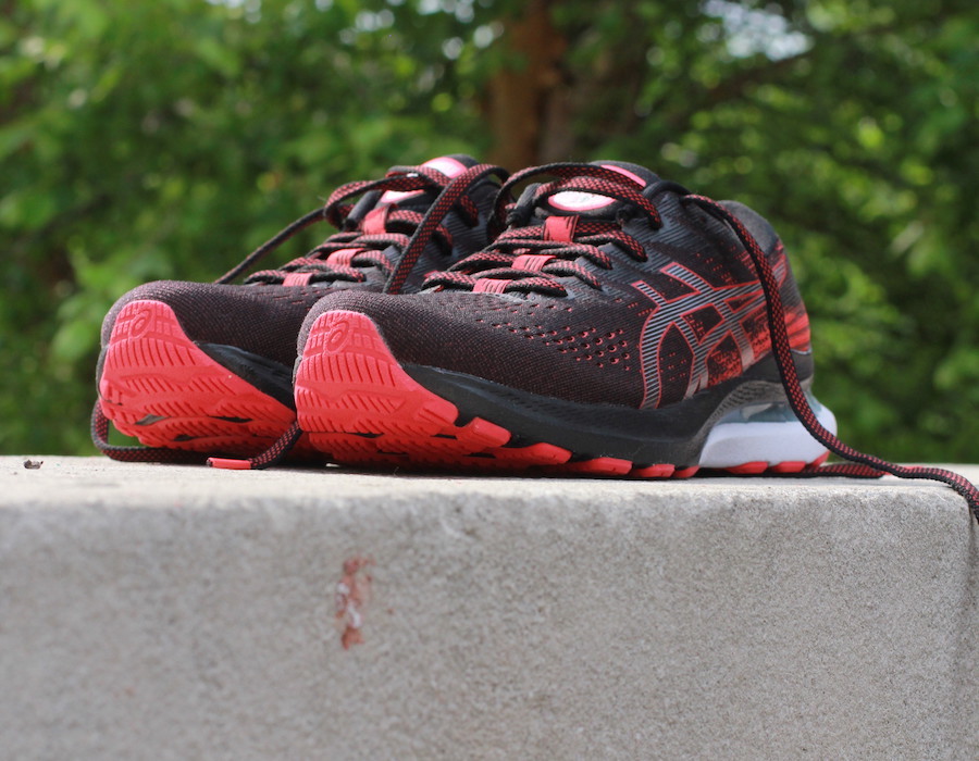 asics gel-kayano 28 - below