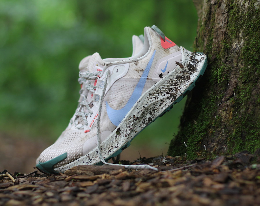 nike pegasus trail 3 - women side