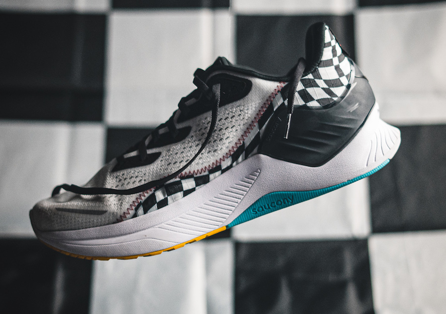 saucony endorphin shift 2 - medial
