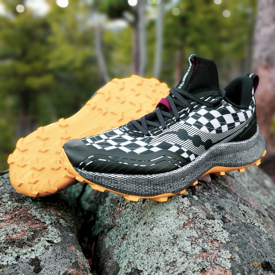 saucony endorphin trail - both