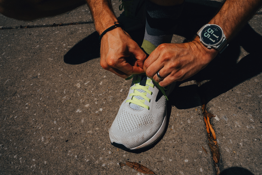 brooks revel 5 - tying shoe
