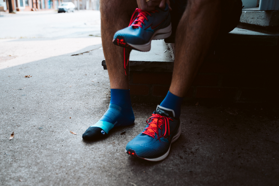 mizuno wave rebellion - socks