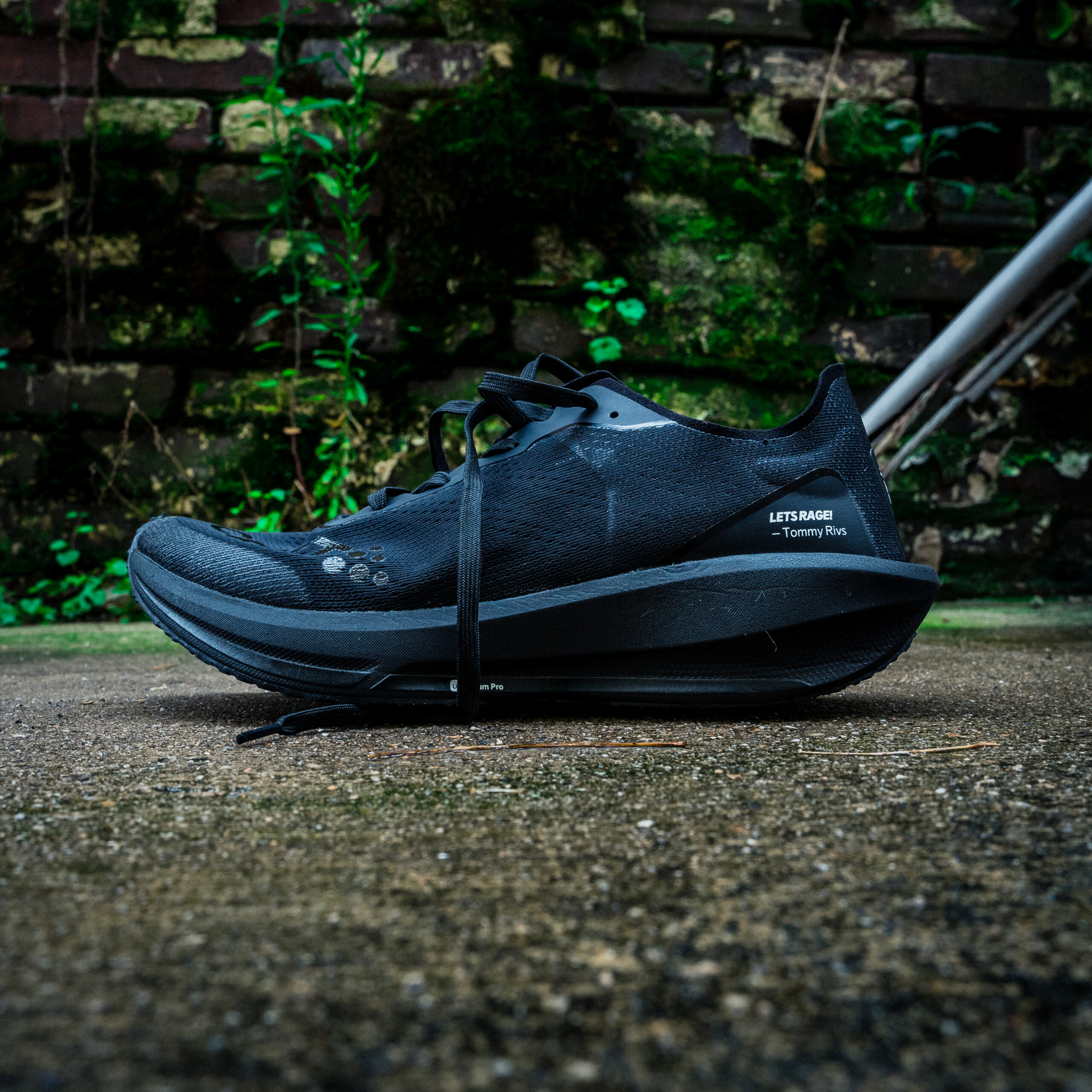 tommy rivs shoe
