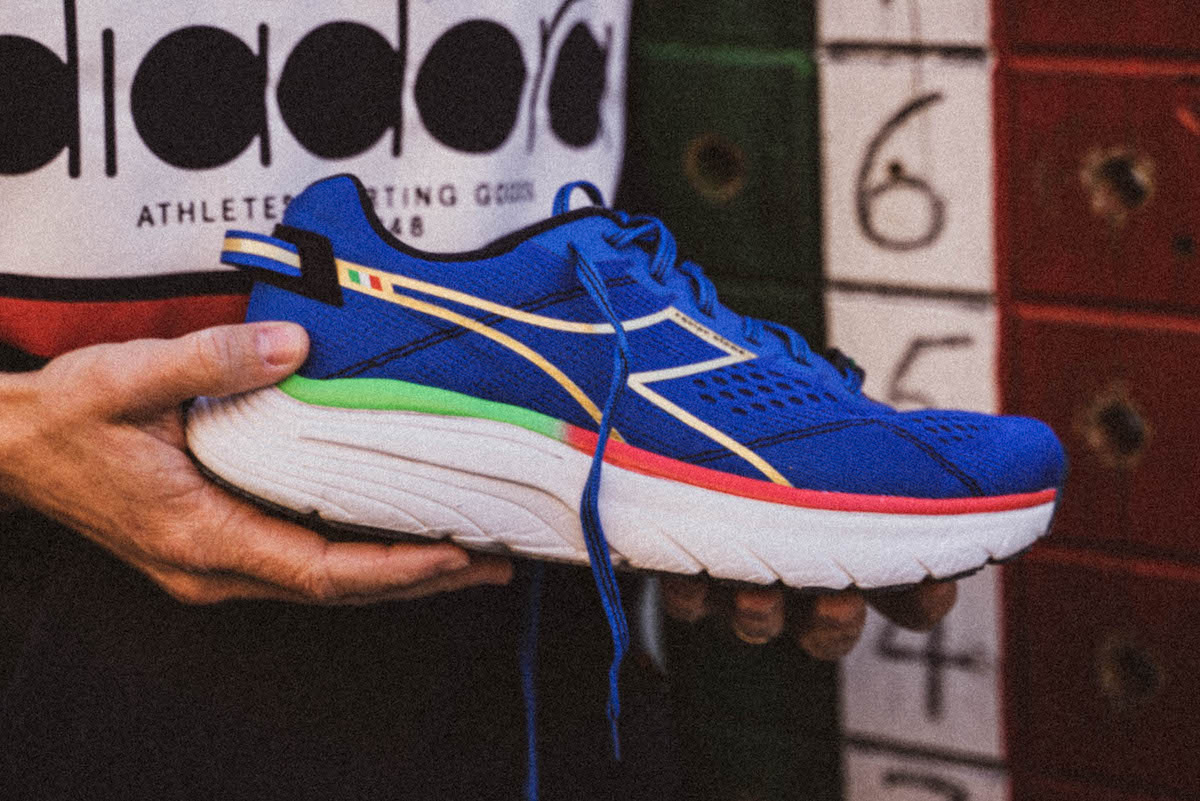diadora equipe atomo - feature
