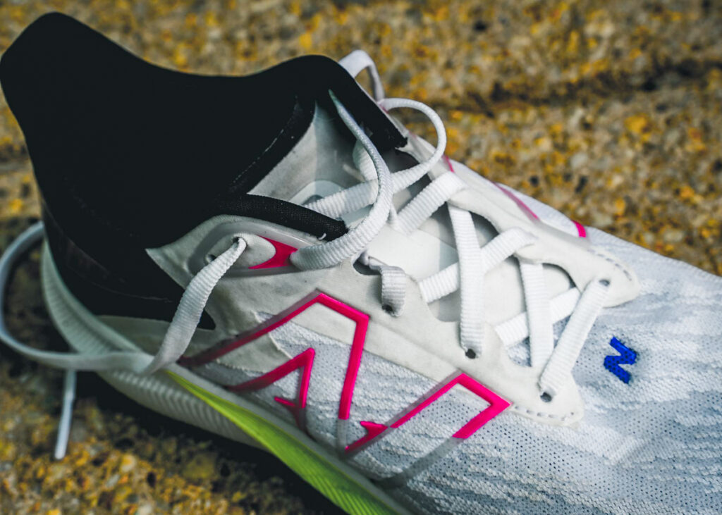 new balance fuelcell propel v3 laces