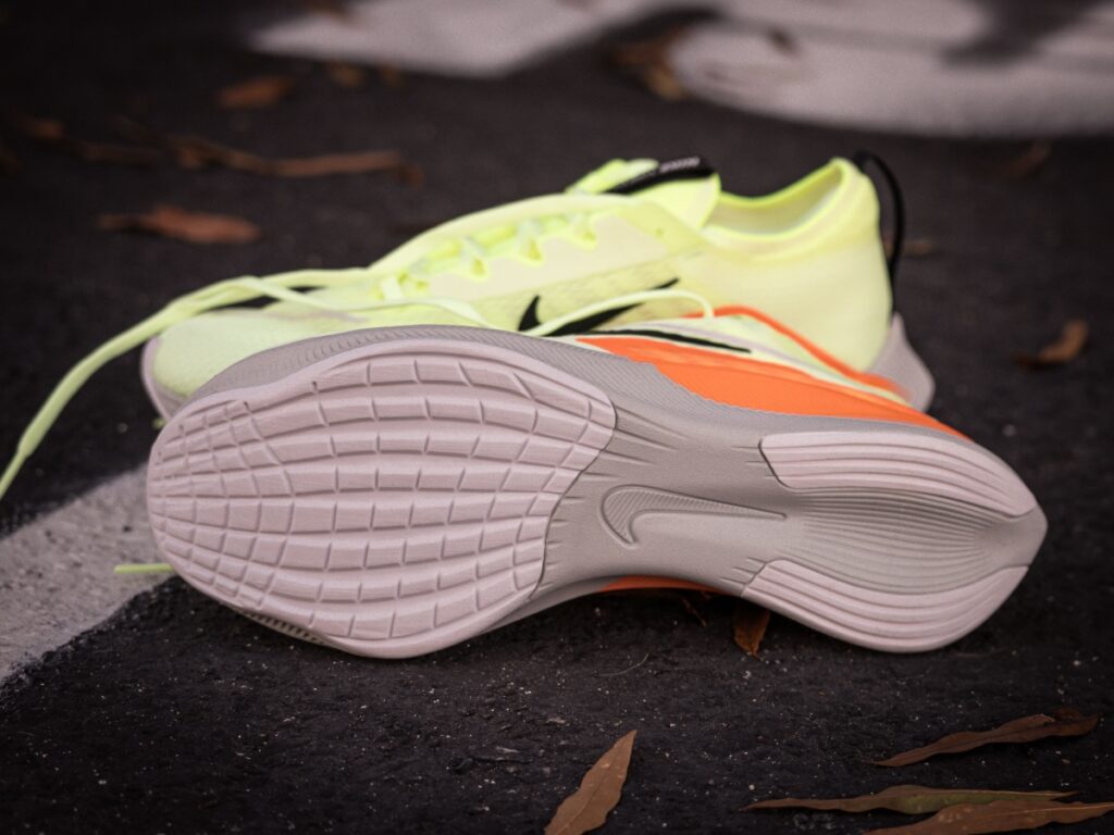 An image of the Zoom Fly 4 from the bottom