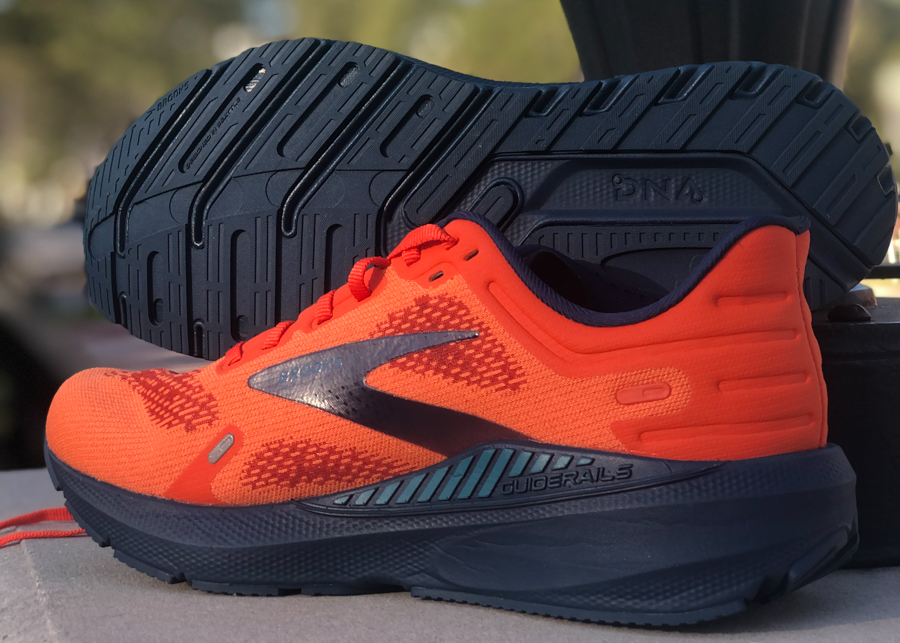 brooks launch gts 9 side and bottom