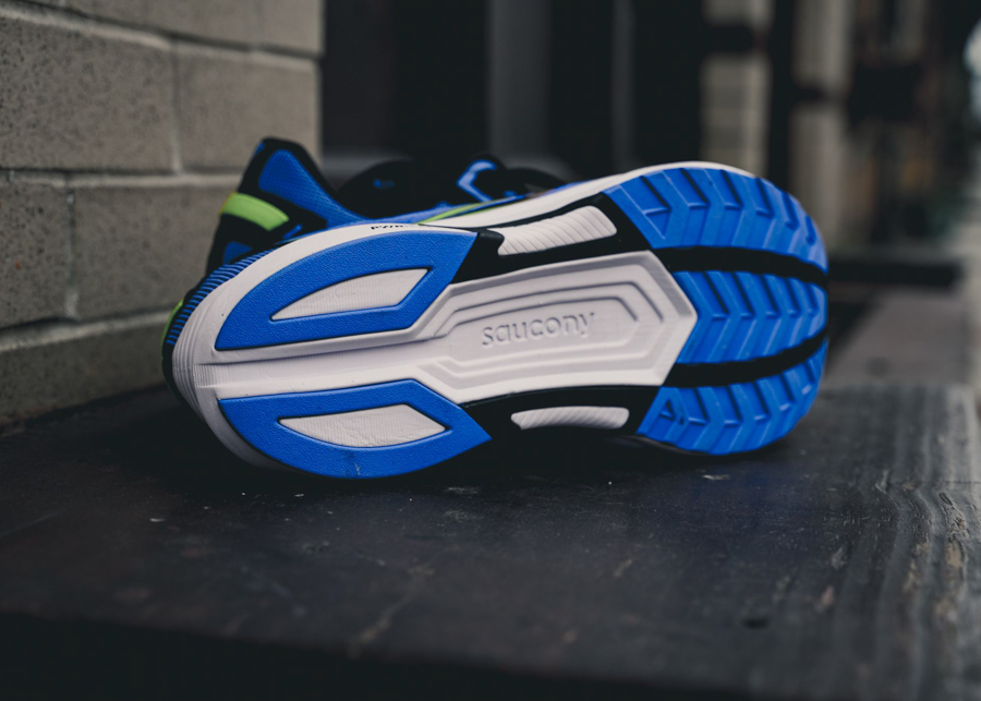 saucony axon 2 outsole