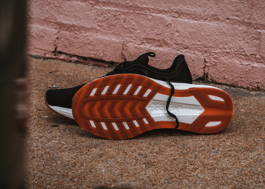saucony freedom 5 outsole pink