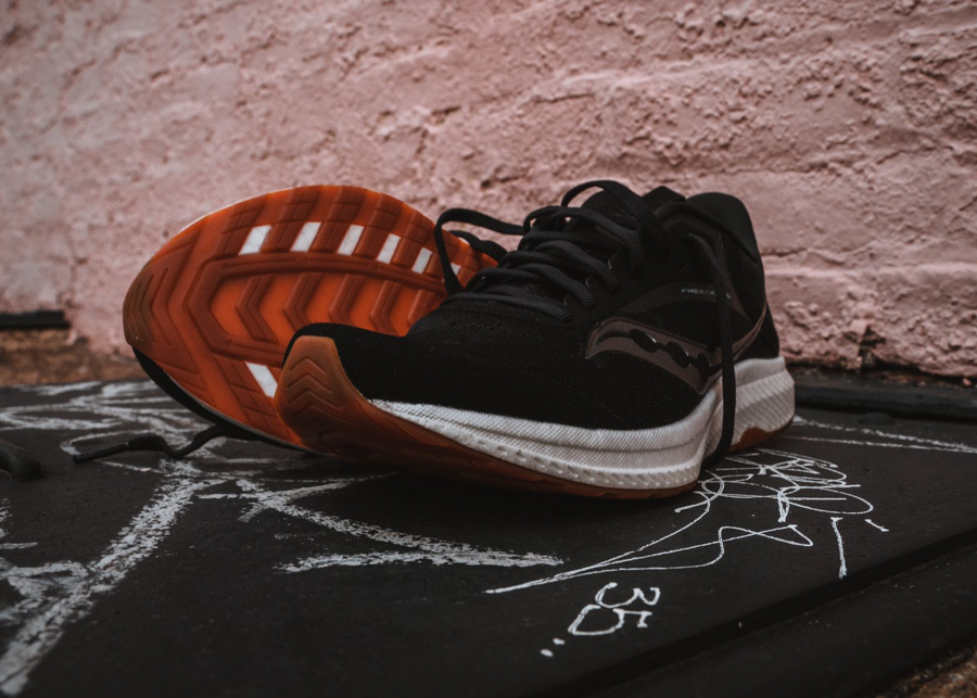 saucony freedom 5 toe and sole