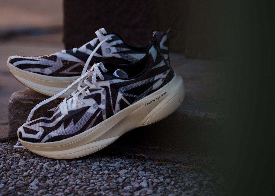 brandblack kaiju side