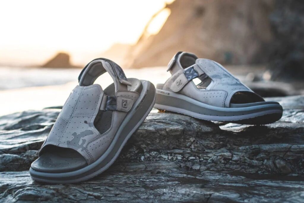 deckers x lab ventura