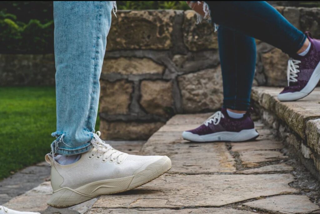 deckers x scape knit low