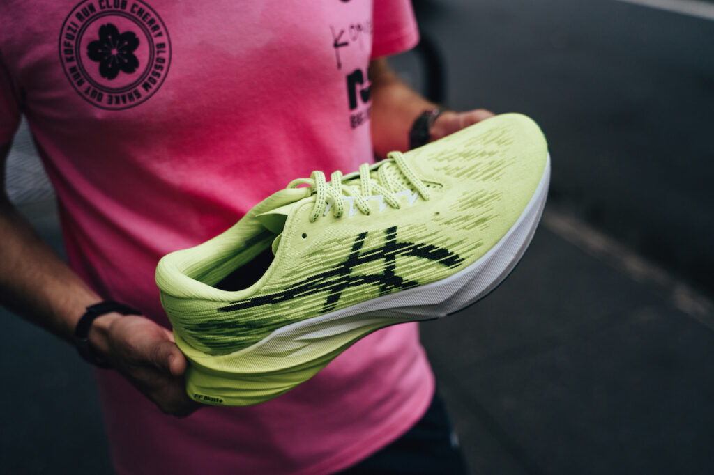 asics novablast 3 - neon