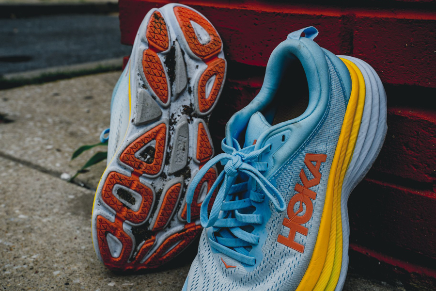 hoka bondi 8 laces and outsole