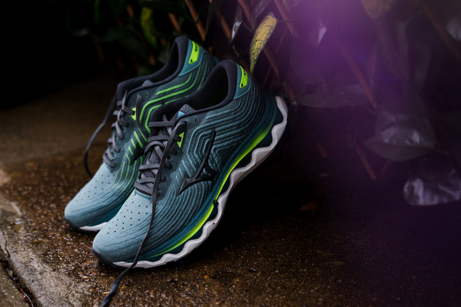mizuno wave horizon 6 angle
