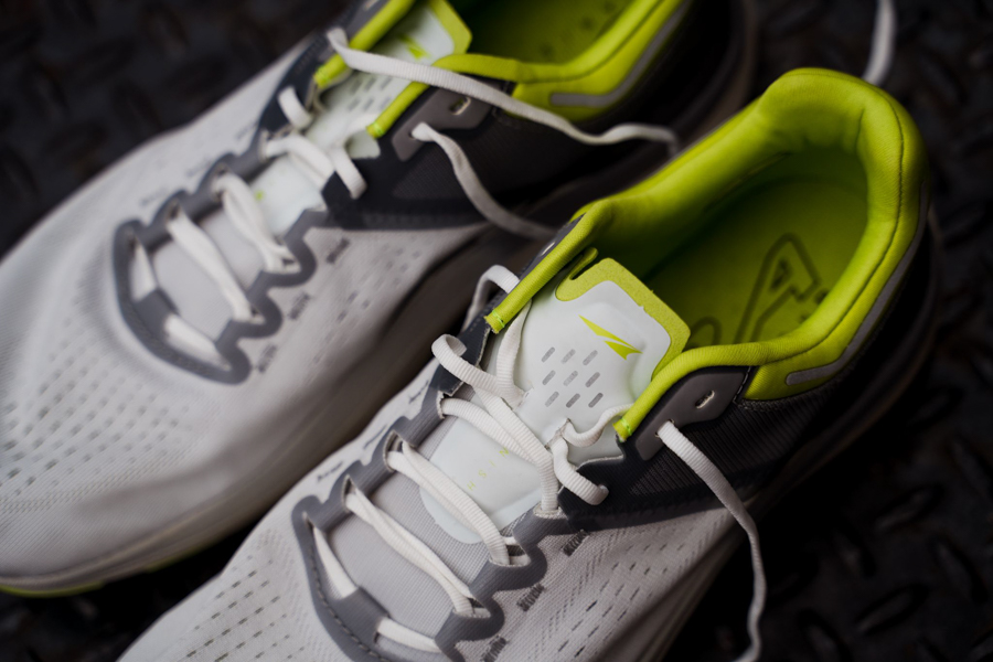 altra vanish tempo laces