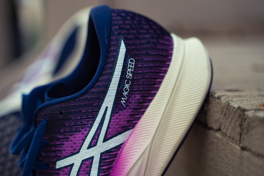asics magic speed 2 heel