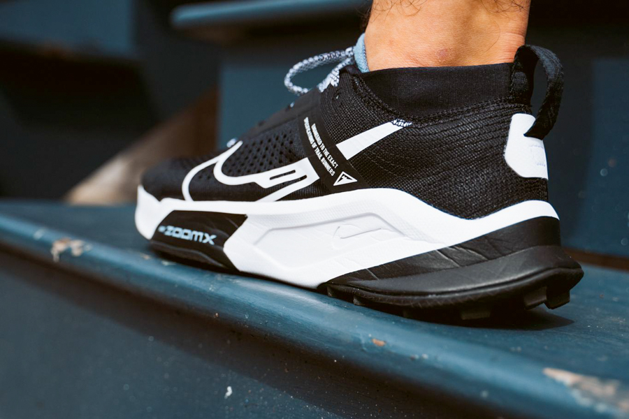 nike zoomx zegama side