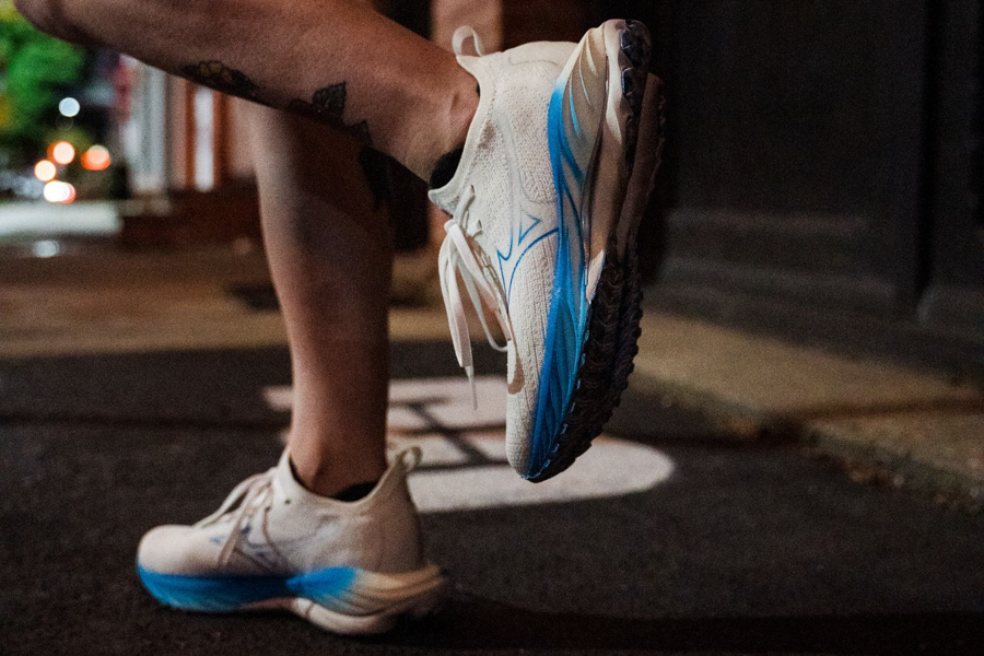 mizuno wave neo wind sole