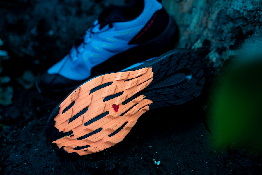 salomon pulsar trail shoe in blue outsole