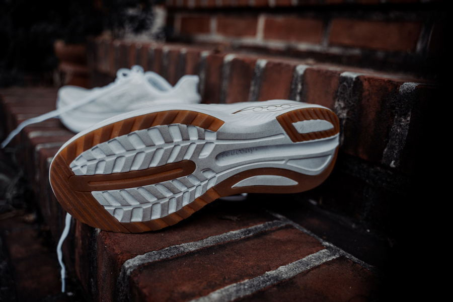 saucony endorphin shift 3 outsole