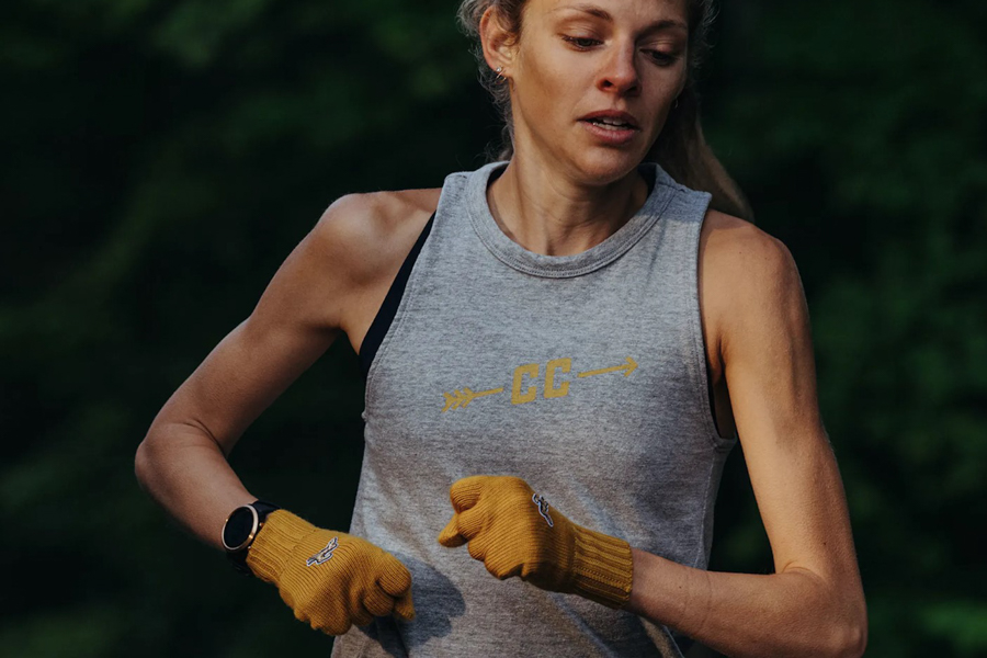 fall tracksmith harrier gloves
