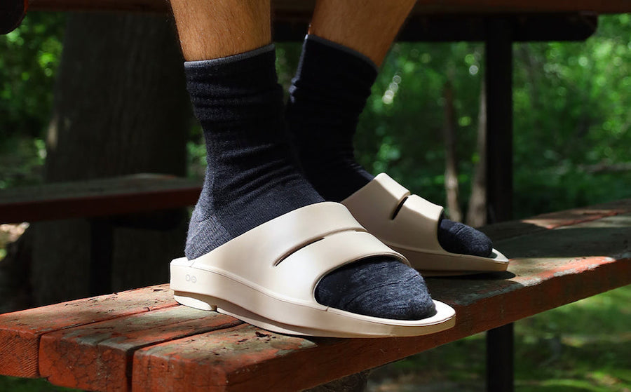 oofos sandals