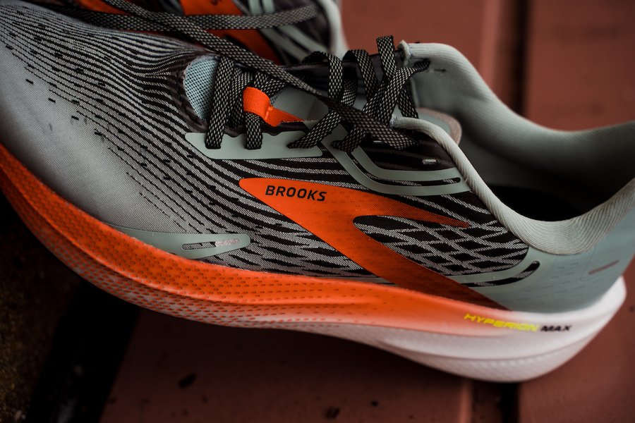 brooks hyperion max - upper