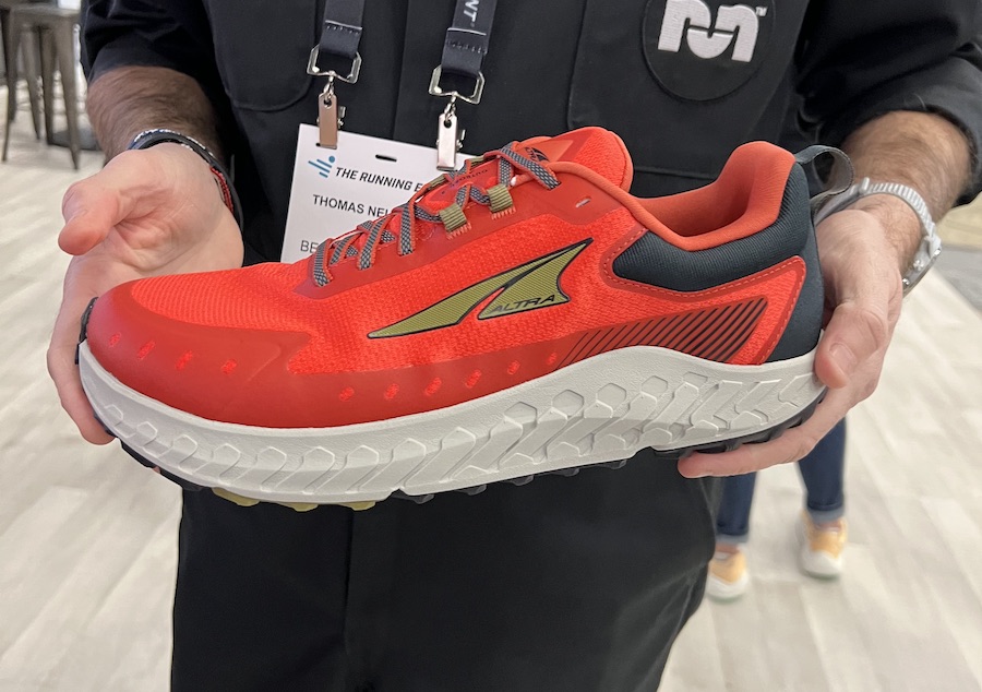 altra outroad 2