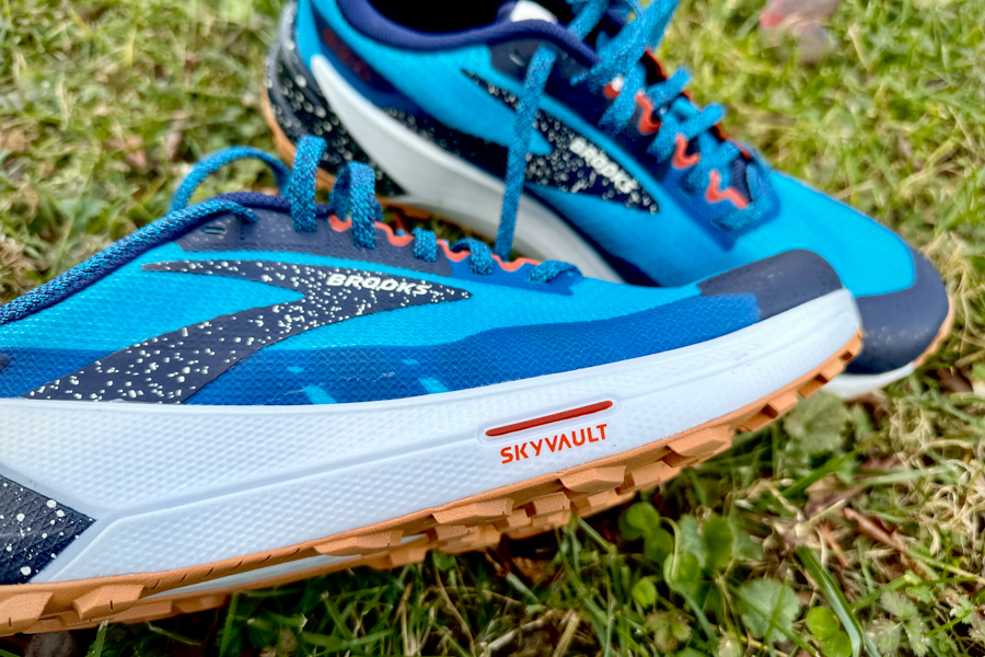 brooks catamount 2 skyvault